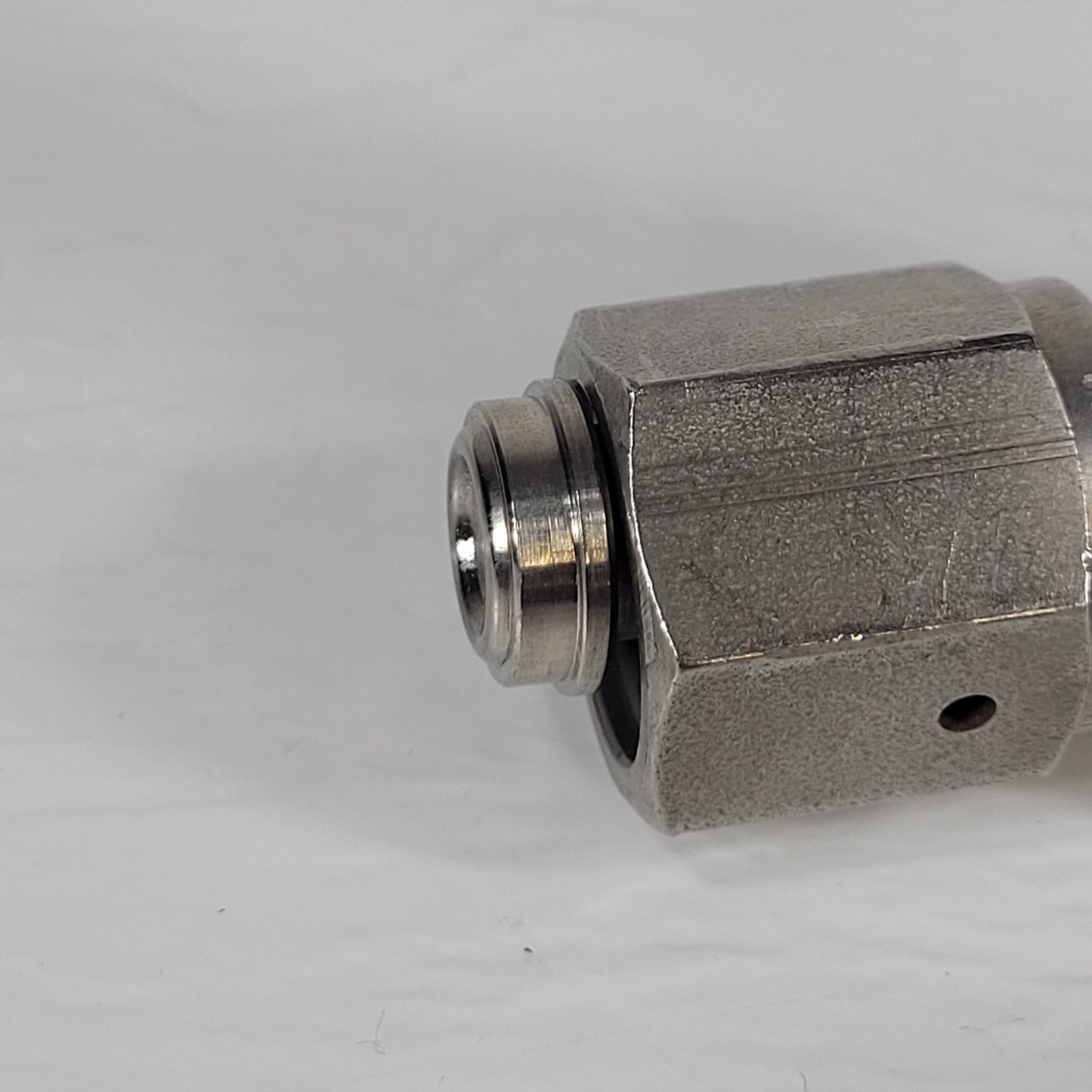 Nupro SS-4BRW V13 Bellows Valve  Stainless Steel VCR 316 1/4" Seal Fittings