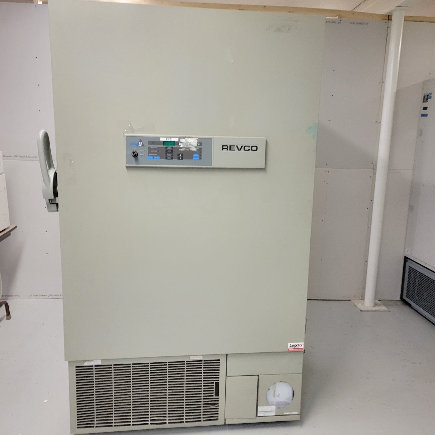 *PARTS* Thermo Revco Ultima II ULT2586-9-A35 Laboratory -86°C Freezer 5 Shelves