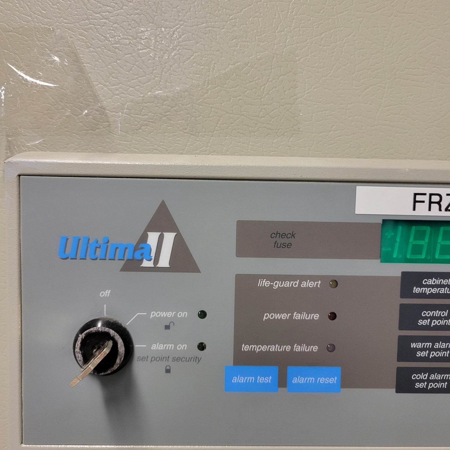 *PARTS* Thermo Revco Ultima II ULT2586-9-A35 Laboratory -86°C Freezer 5 Shelves