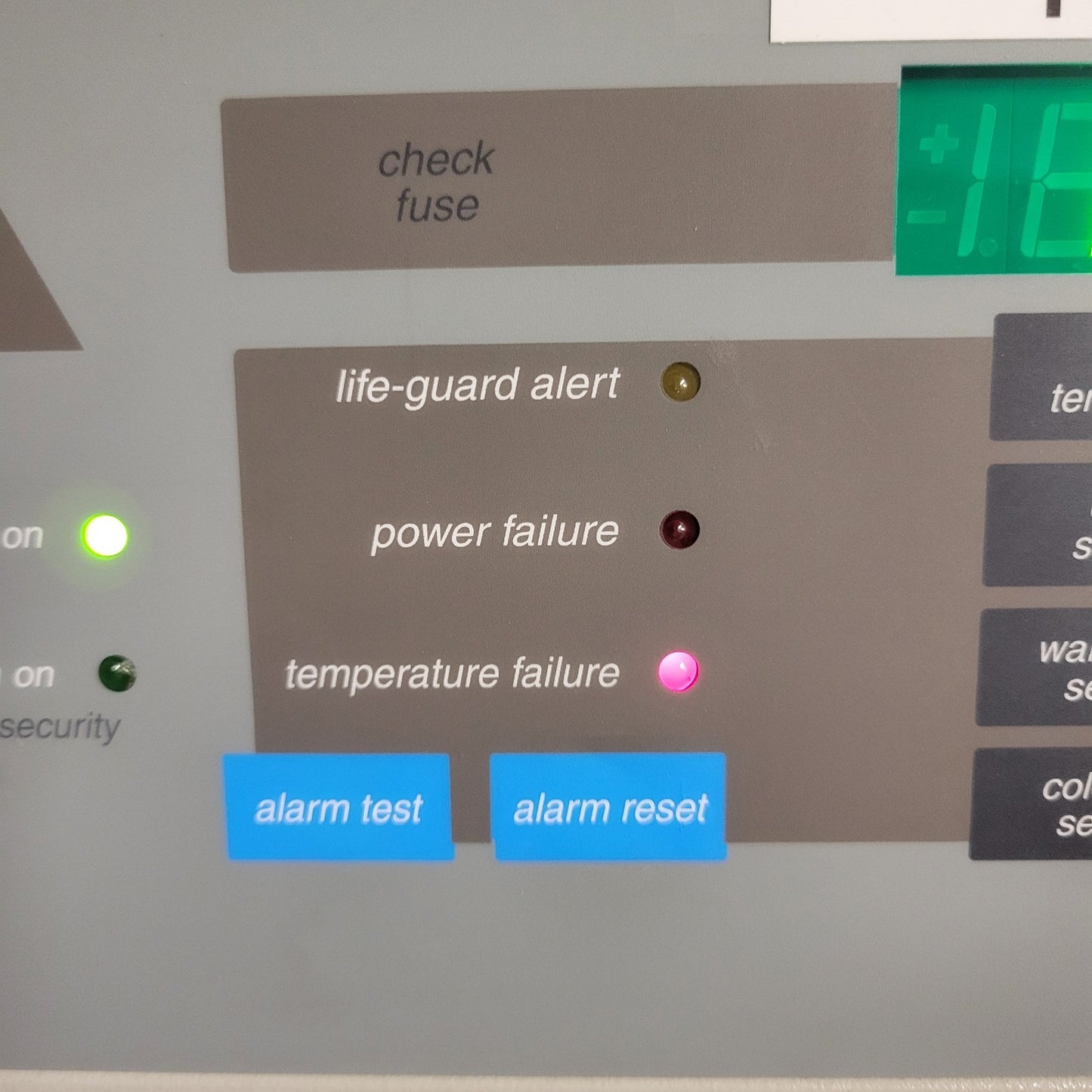 *PARTS* Thermo Revco Ultima II ULT2586-9-A35 Laboratory -86°C Freezer 5 Shelves