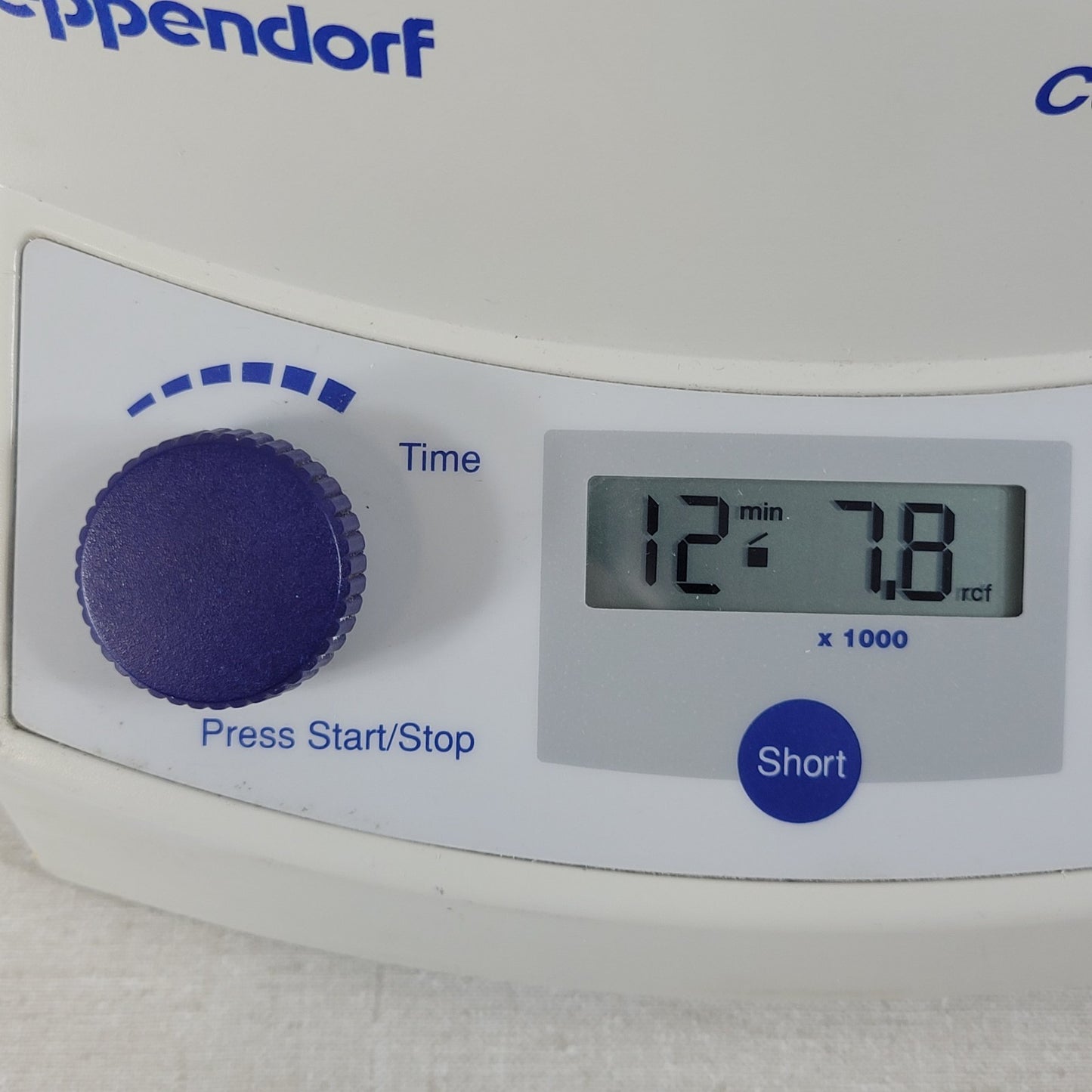 TESTED WORKS Eppendorf 5415D Digital Microcentrifuge 13200min^-1 3100Nm