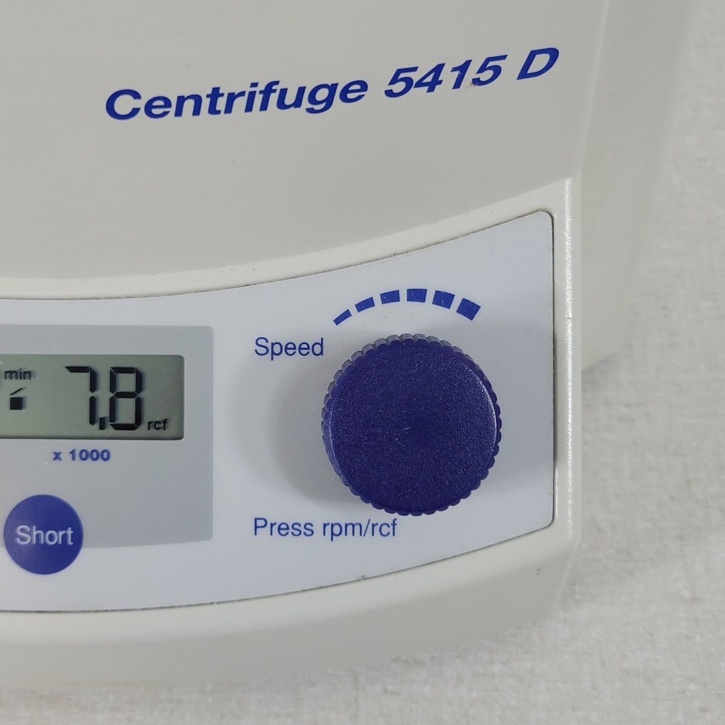 TESTED WORKS Eppendorf 5415D Digital Microcentrifuge 13200min^-1 3100Nm