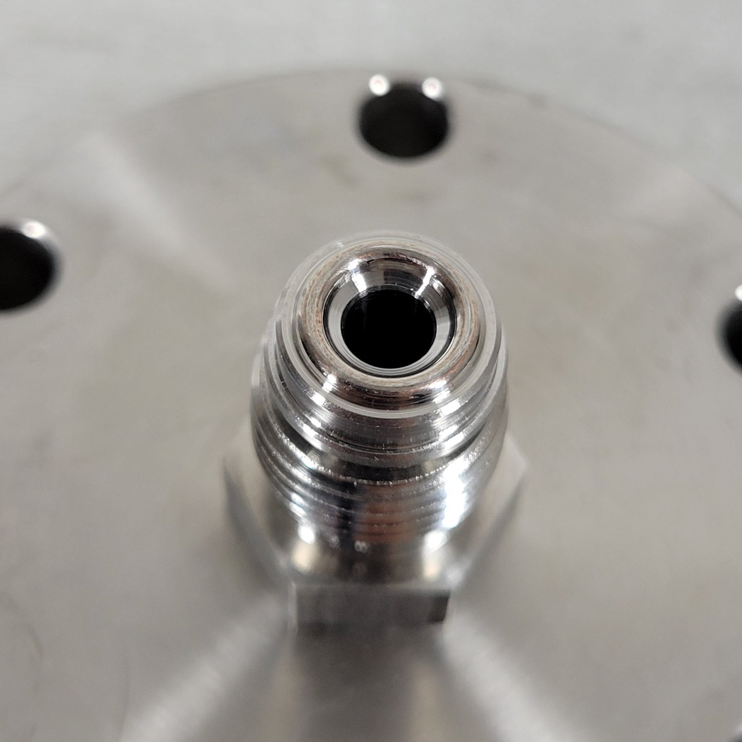 2.75" CF Conflat DN35CF To 1/4" Male VCR MVCR Fitting Adapter High Vacuum SS