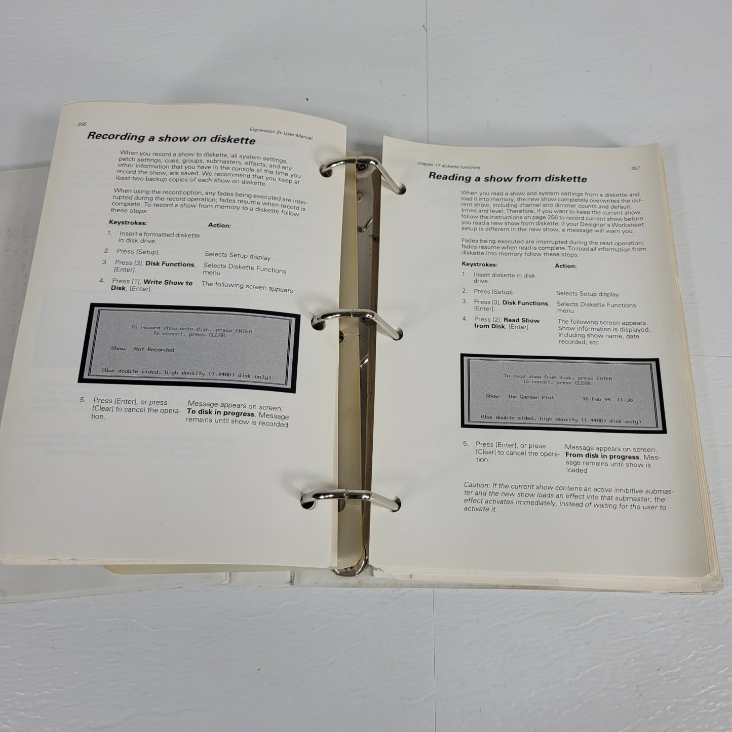 Electronic Theatre Controls ETC Expression 2x Light Board User Manual + Software