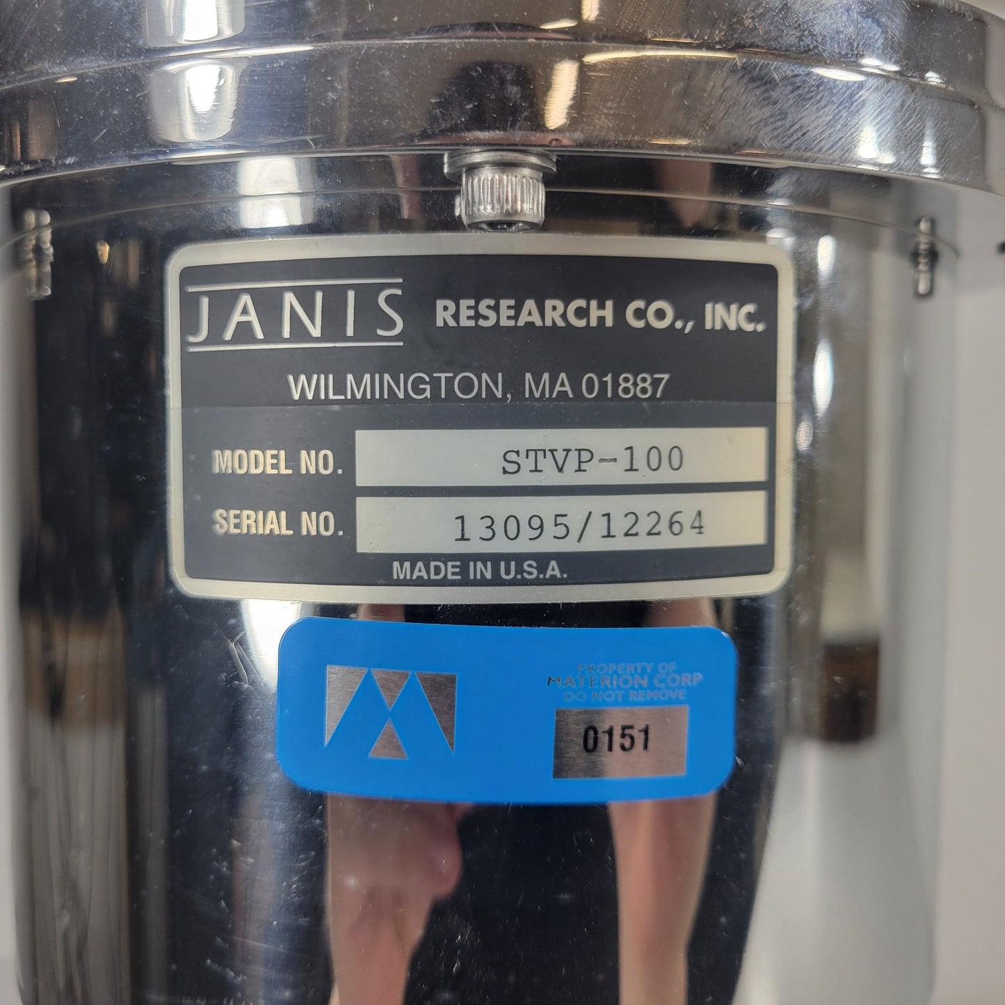 Janis Research SuperTran-VP STVP-100 Continuous Flow Optical Cryostat