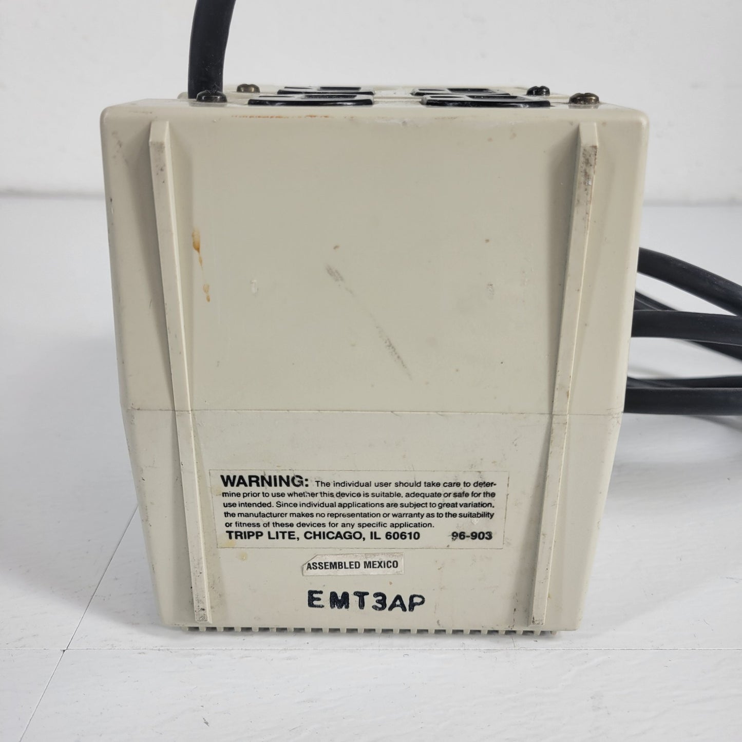 Tripp Lite LS604 Voltage Regulator and Conditioner 120v 600w 53U2 Power Supply