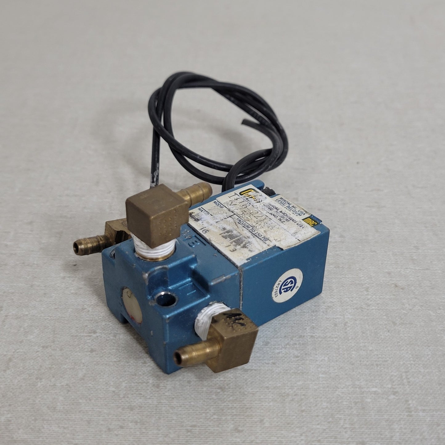 MAC Vacuum Solenoid Valve 111B-221BA 24VAC 3 Way Manual Override