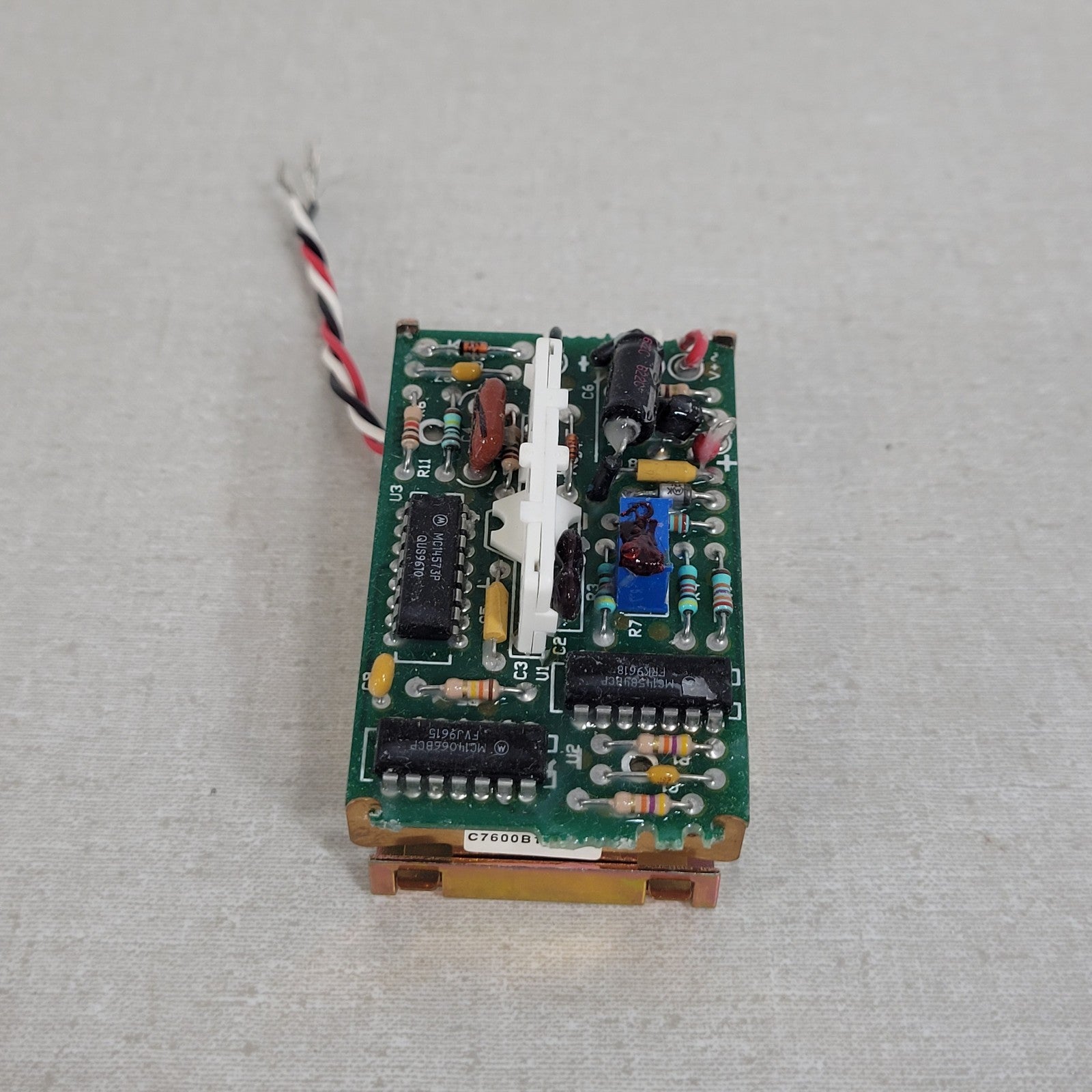 Solid State Humidity Sensor Honeywell C7600B1000 Solid State Humidity Sensor 2-10VDC Three Wire ...