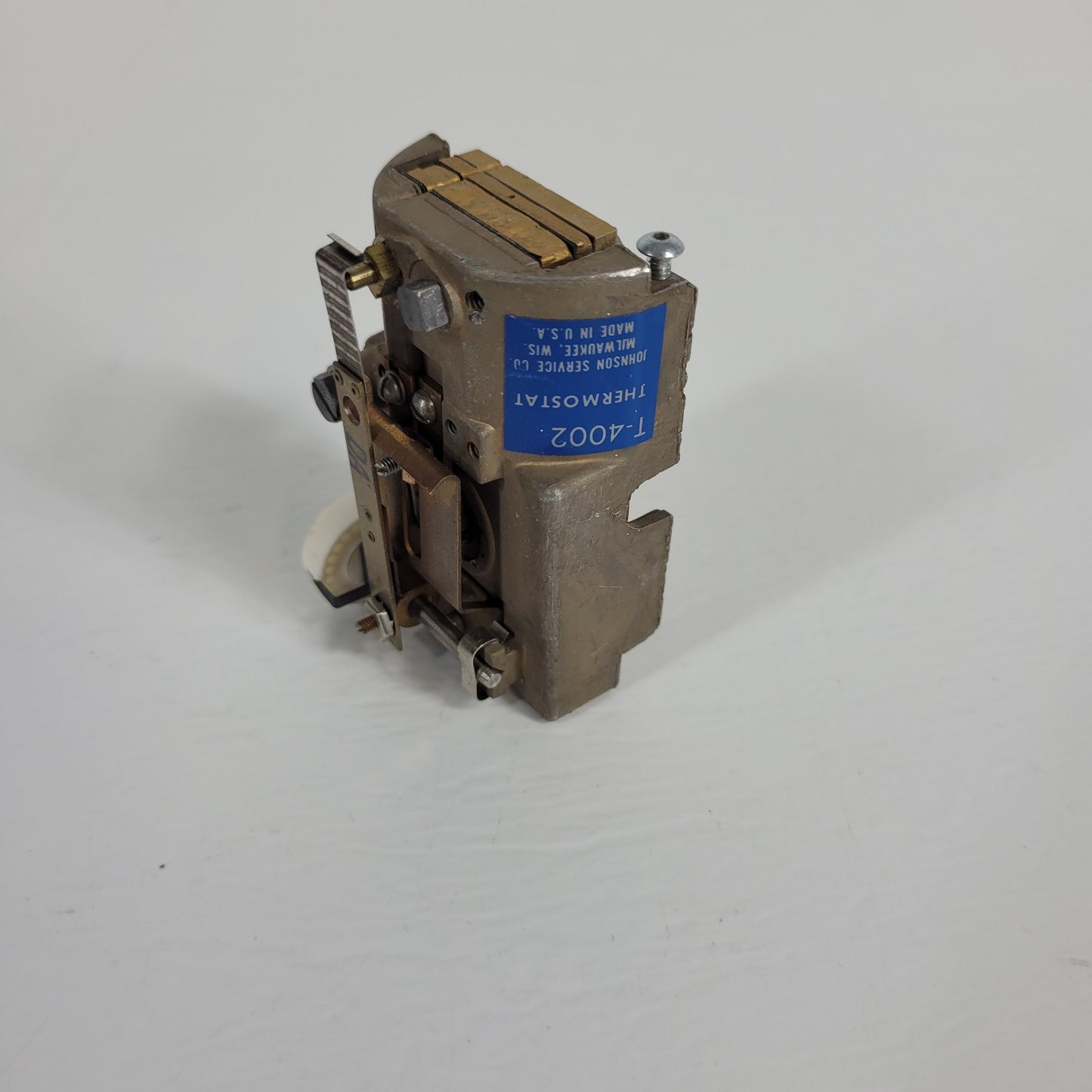 Johnson Service Co T-4002 Thermostat Pneumatic 55-85 Degrees