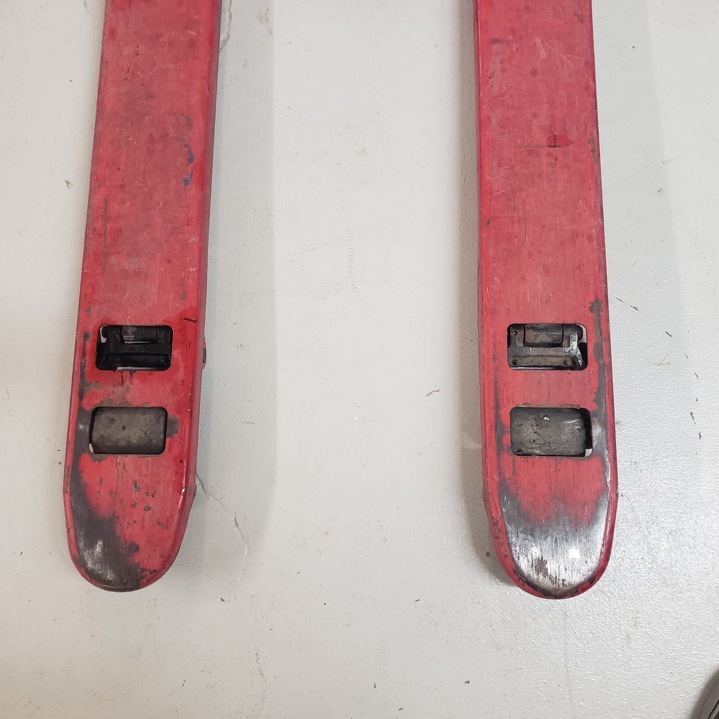 PARTS FOR Dayton 4YX97 97-37 Pallet Jack Forks With Wheel And Hydraulic Sub Assy