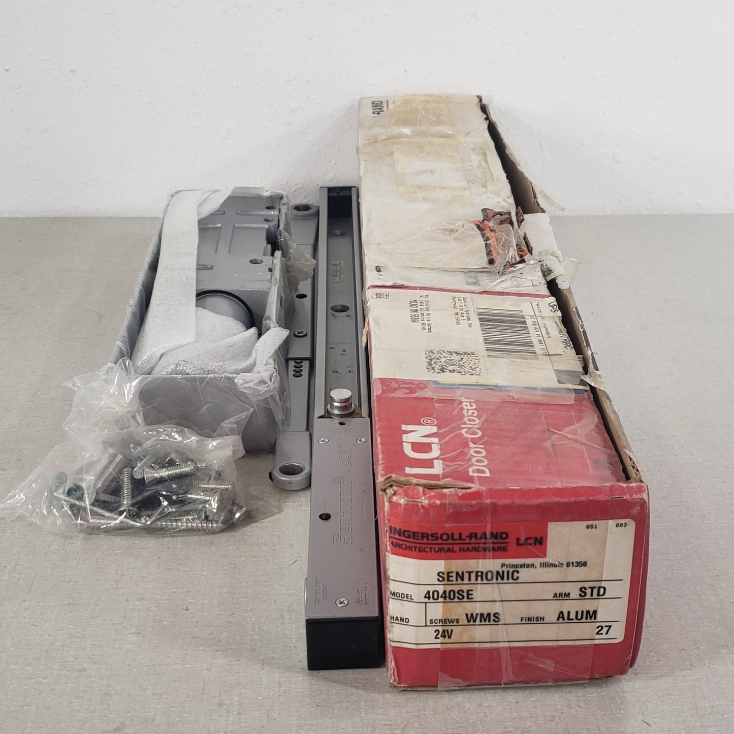 LCN 4040SE Electromagnetic Door Closer Sentronic Series Closers Alum Sliver STD