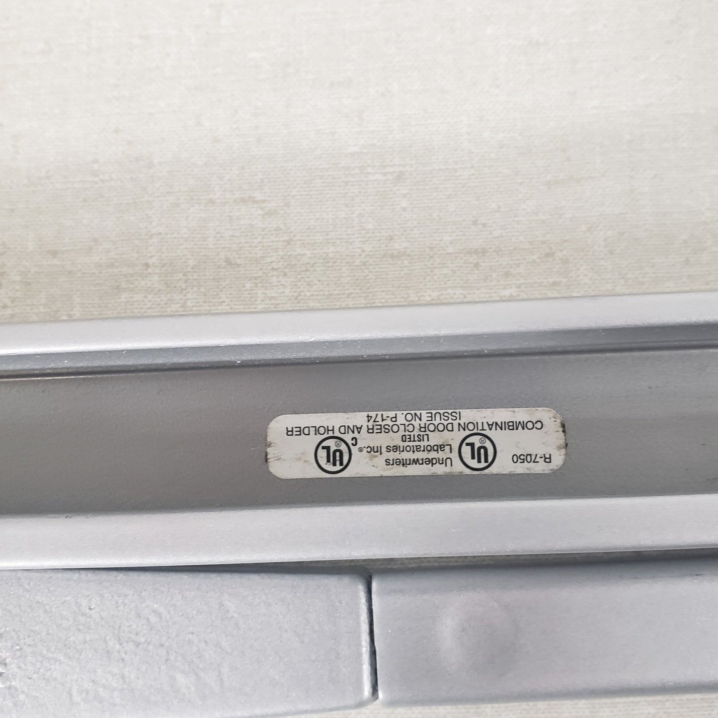 LCN 4040SE Electromagnetic Door Closer Sentronic Series Closers Alum Sliver STD