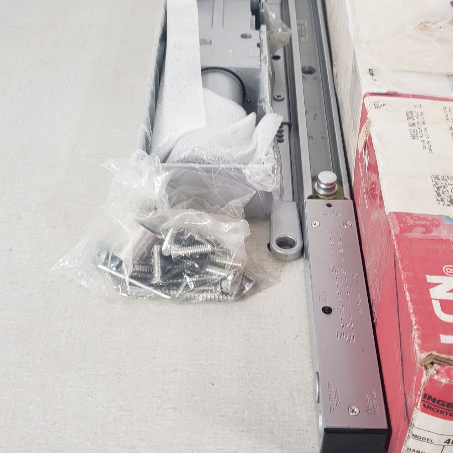 LCN 4040SE Electromagnetic Door Closer Sentronic Series Closers Alum Sliver STD