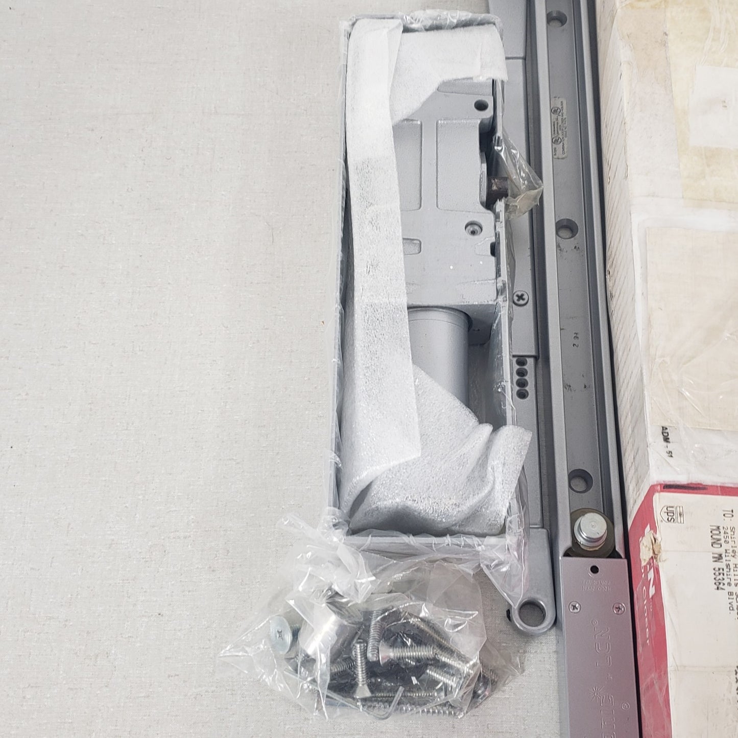 LCN 4040SE Electromagnetic Door Closer Sentronic Series Closers Alum Sliver STD