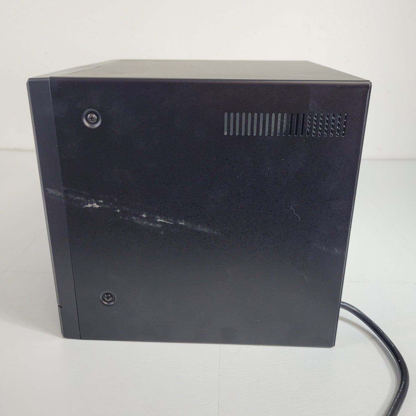 Vintage 1995 Toshiba TVM-1202 CRT B&W Security Camera Monitor 13" Screen