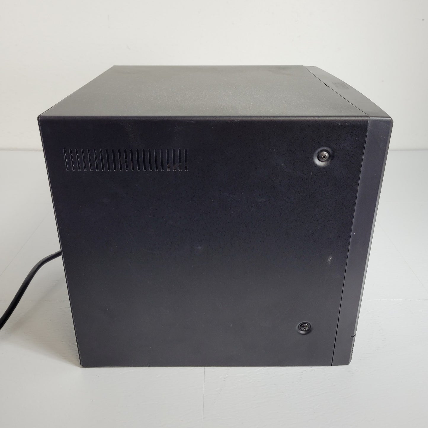 Vintage 1995 Toshiba TVM-1202 CRT B&W Security Camera Monitor 13" Screen