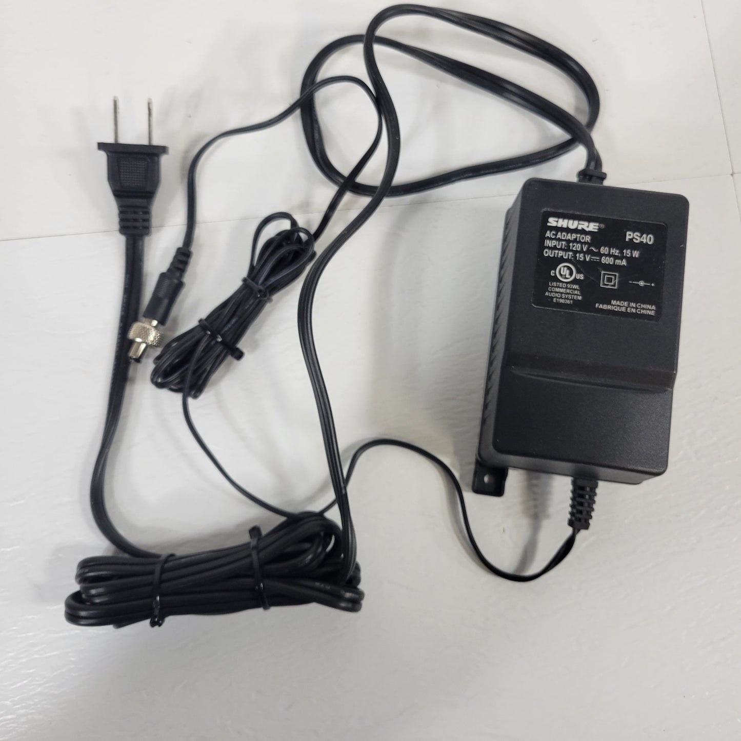 OEM Shure PS40 AC Adapter For Wireless Microphone Receiver  15Volt 600mA Center+