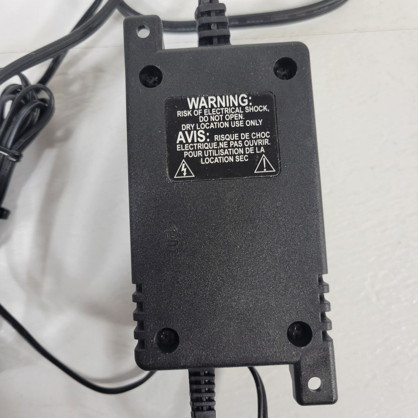 OEM Shure PS40 AC Adapter For Wireless Microphone Receiver  15Volt 600mA Center+