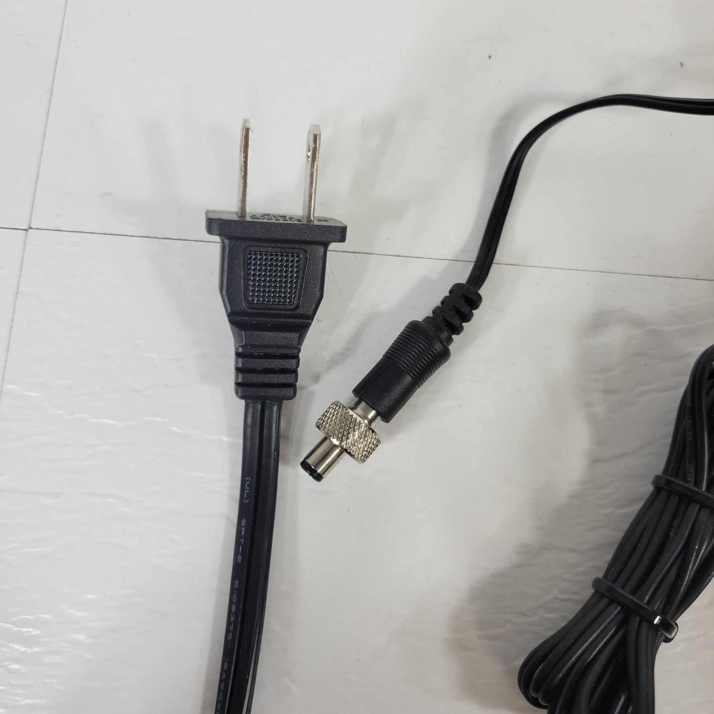 OEM Shure PS40 AC Adapter For Wireless Microphone Receiver  15Volt 600mA Center+