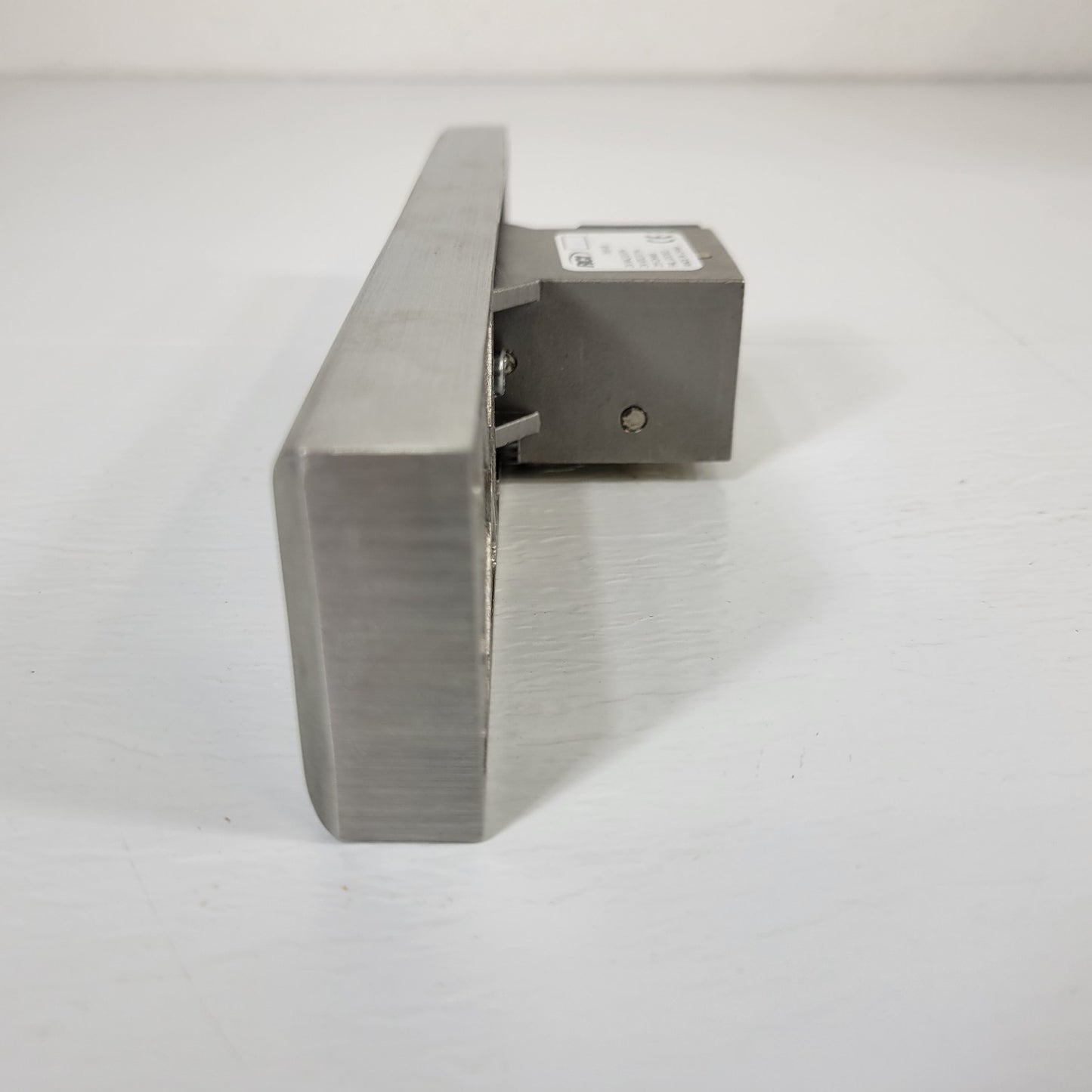 RCI 0161-08 Stainless Steel Electric Strike Plate 24V AC/DC Indoors 0616x08x32D
