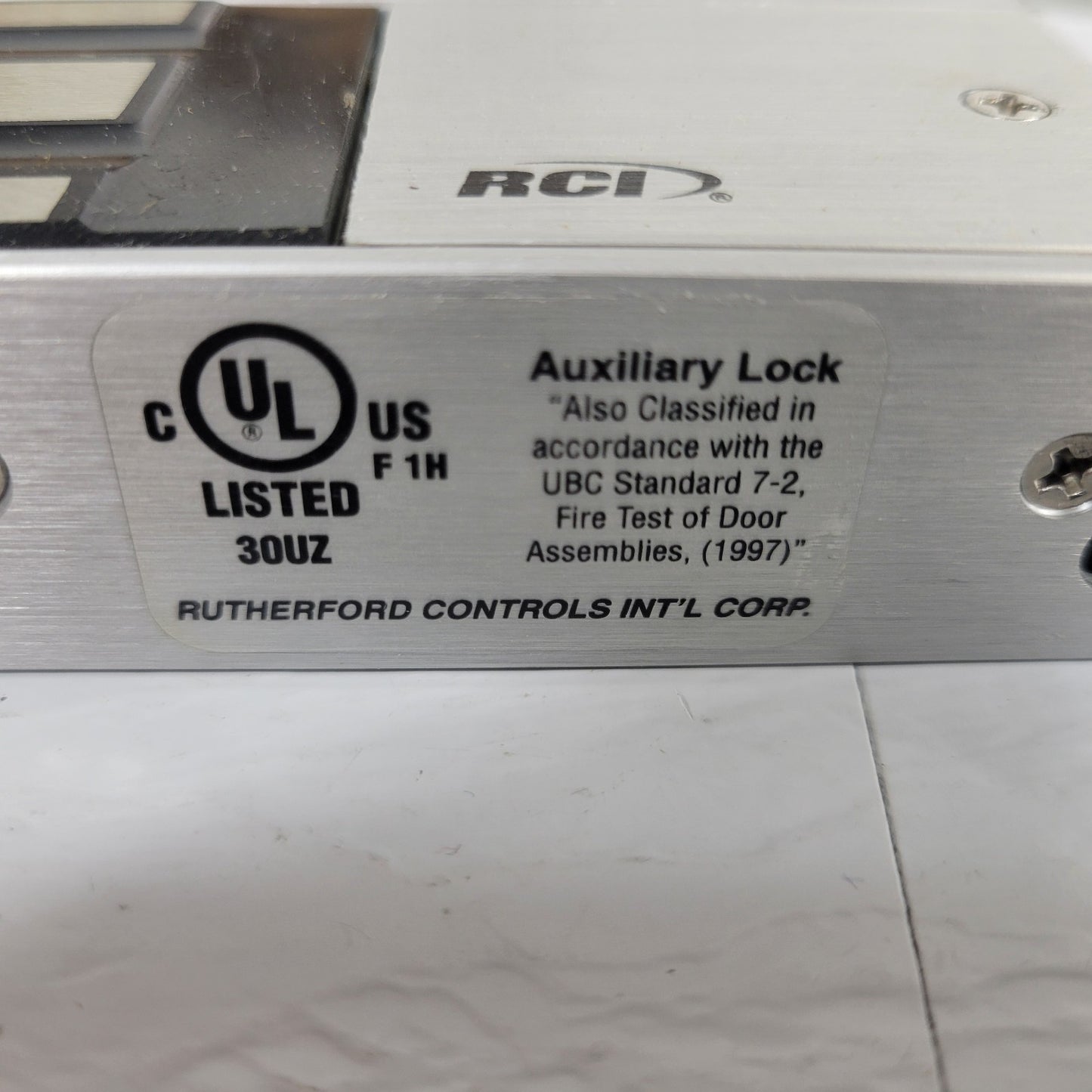 RCI 8371x28 Aluminum MiniMag Electromagnetic Lock 12/24V DC Single Outswing