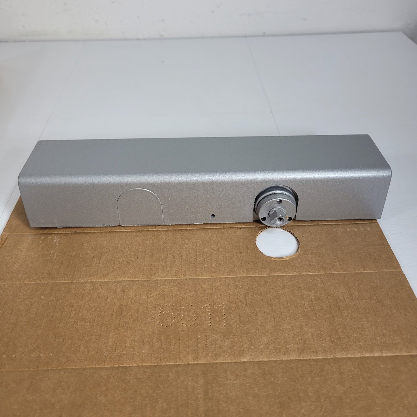 Yale P3305PT Powertrack Electromechanical 120V Door Closer Aluminum Finish