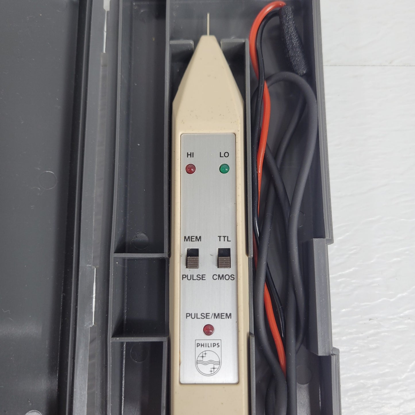 Philips SBC 904 Current Tracer Magnetic Field Pulse and Digital Logic Probe