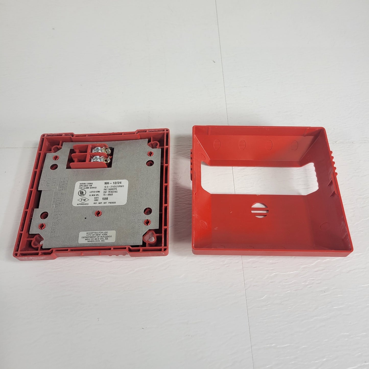 Wheelock NH-12/24-R Horn Red 10.5-31VDC/VRMS Universal Mounting