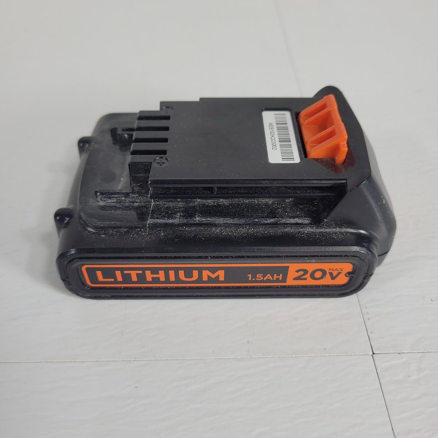 OEM Black+Decker LBXR20 20V 1.5 AH Lithium Ion Battery Class 2 20V w/ Charger