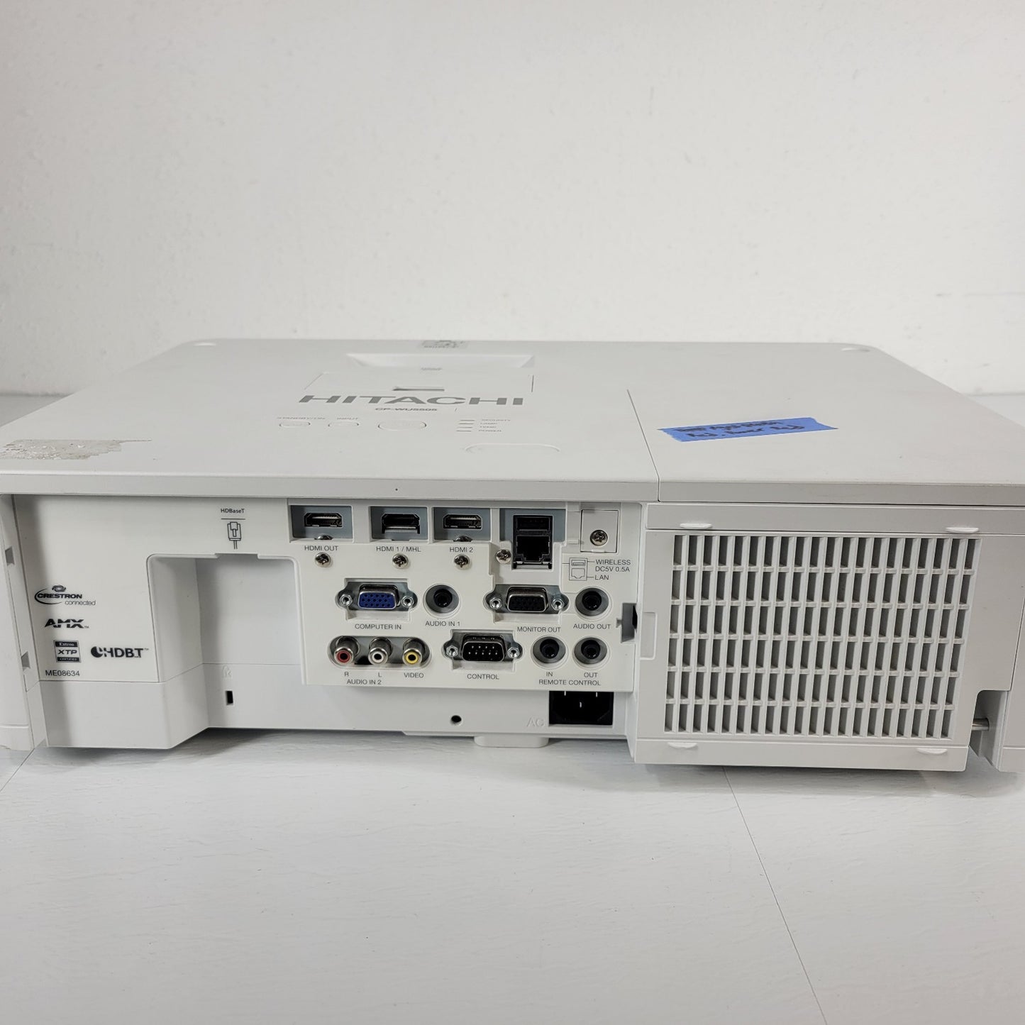 NOT WORKING Hitachi CP-WU5505 Conference Room Projector 1920x1200