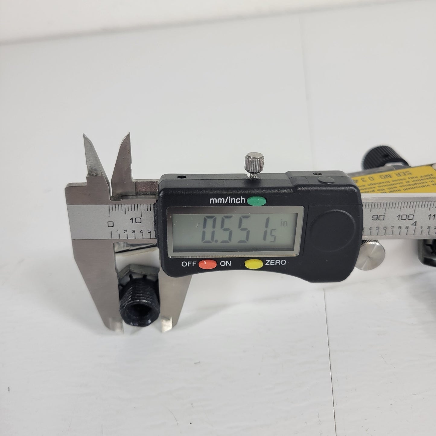 Cole Parmer Flowmeter Flow Regulator N022-13 0-65 mm 3/8" NPT Outlets