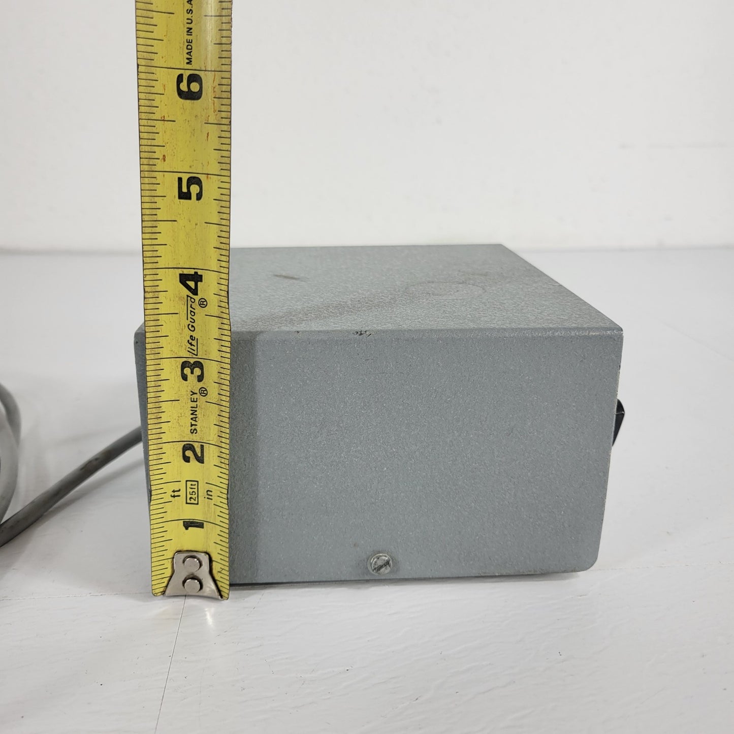 TESTED Vintage LEITZ 050260 Microscope Light Power Supply 15V AC Voltage Source
