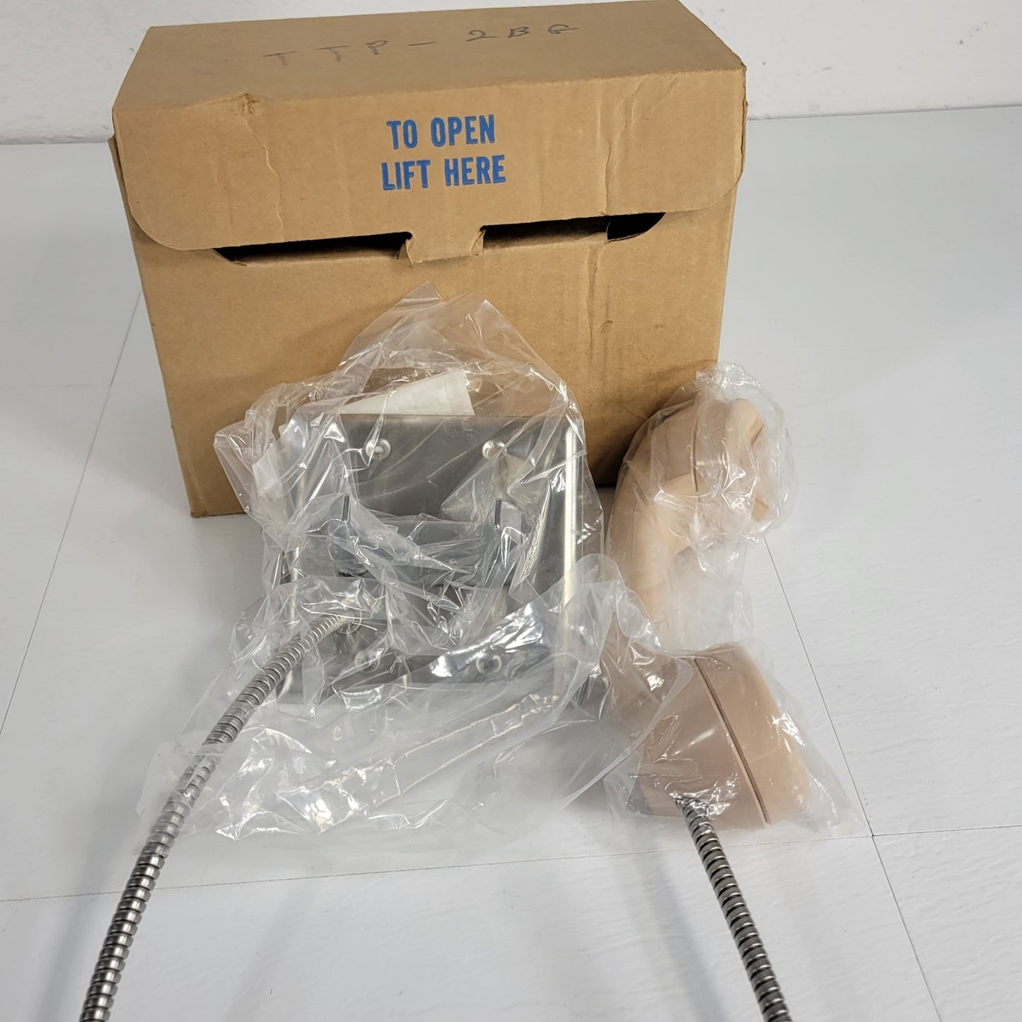 Lowell TTP-2BG Telephone Handset Hookswitch With Metal Coil Cable Tan Phone