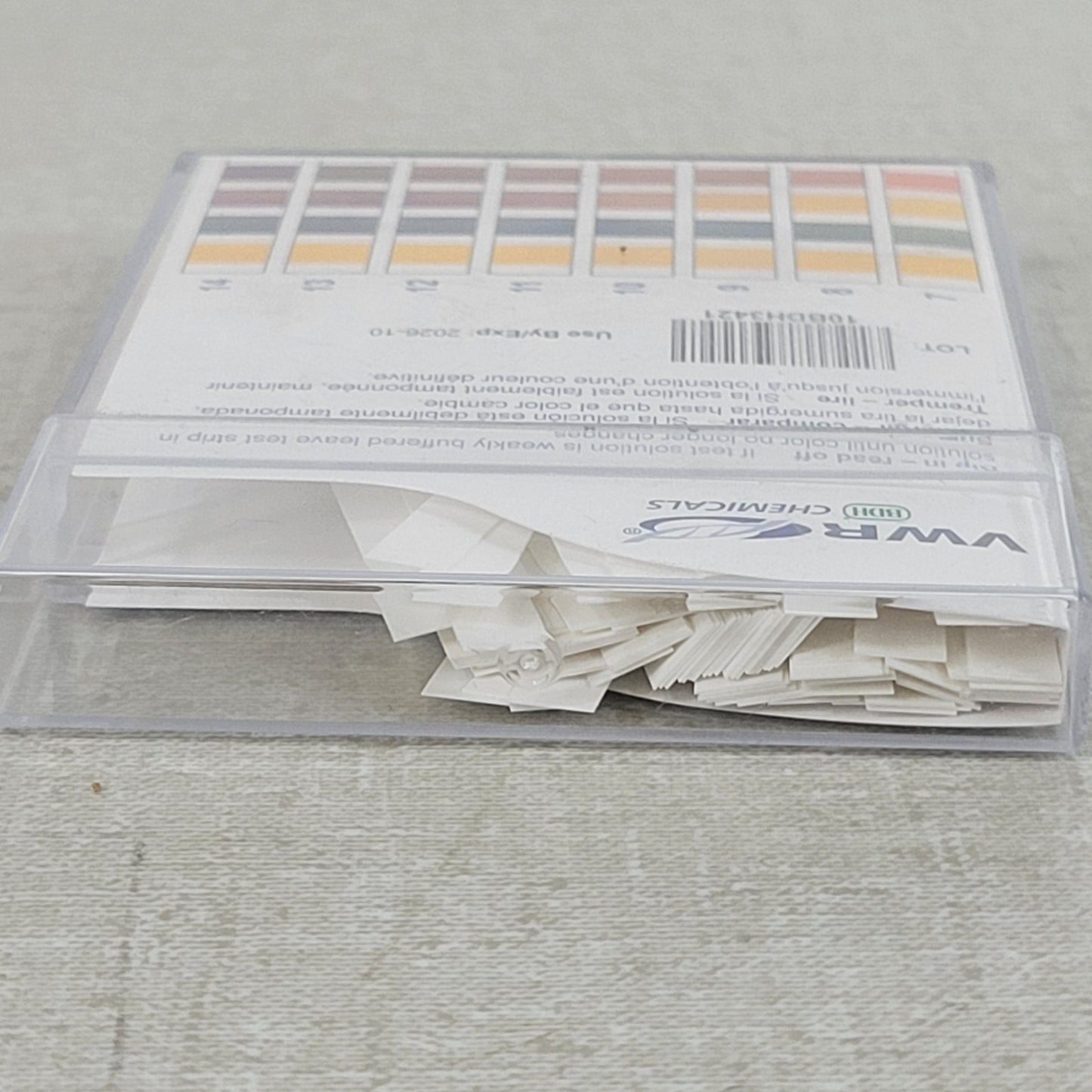 VWR Chemical pH Test Strips pH Range 0-14 Approximately 100 Stripes