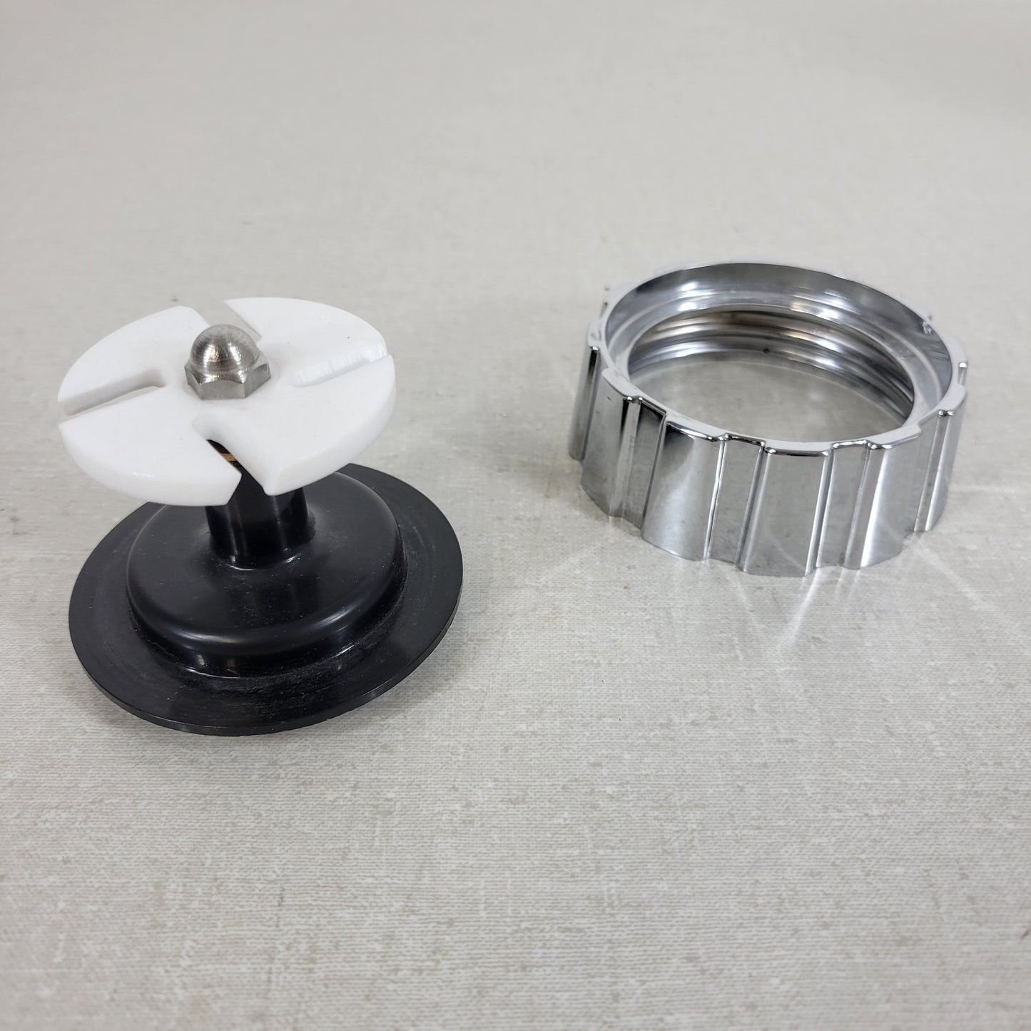 BioSpec BeadBeater Accessories and Chamber Jar Containers with Blend Attachments