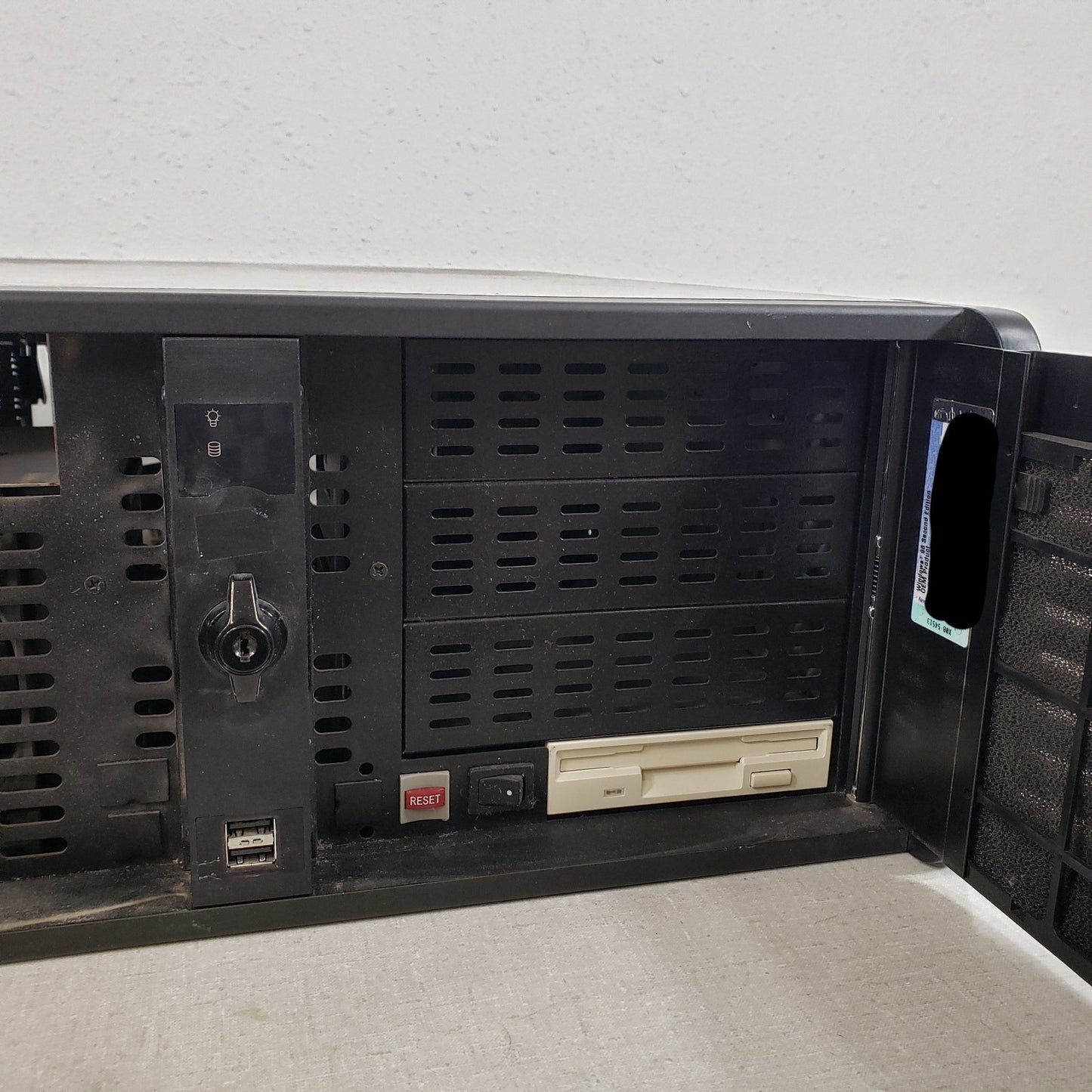 4U Server Case And Power Supply Rack Mount Handles DVR BNC Rear Connectors
