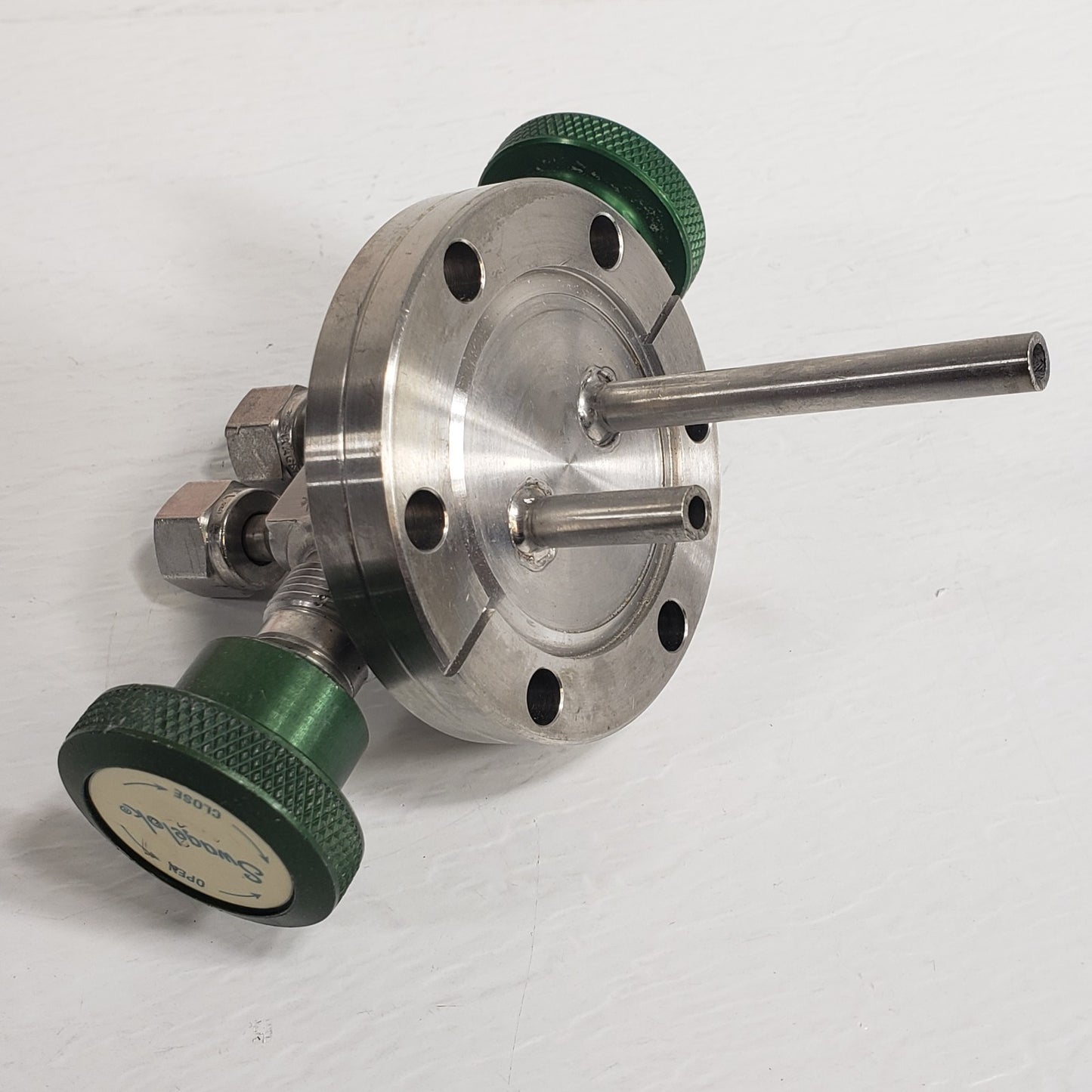 Organometallic Liquid Bubbler for Vapor Phase Deposition Valved 2.75" CF Conflat