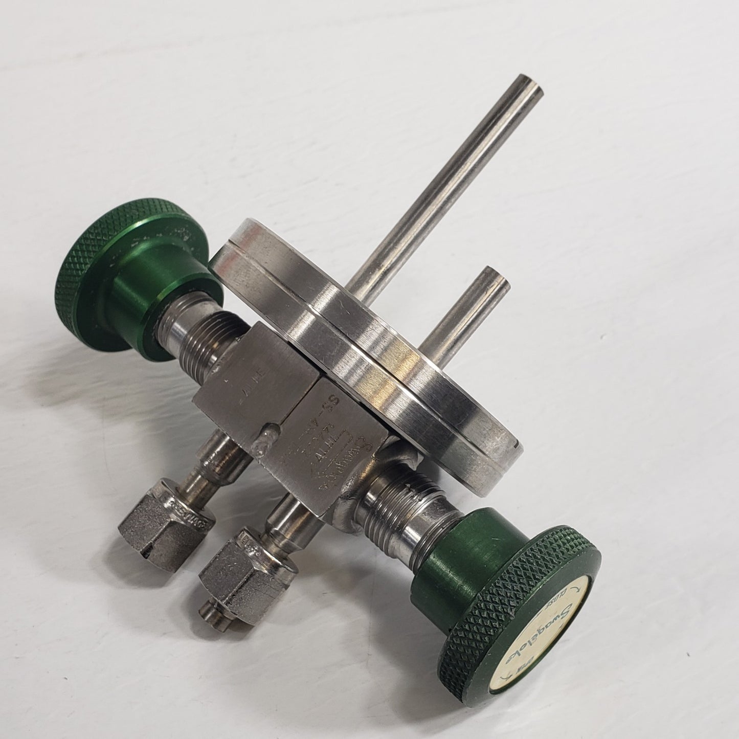 Organometallic Liquid Bubbler for Vapor Phase Deposition Valved 2.75" CF Conflat