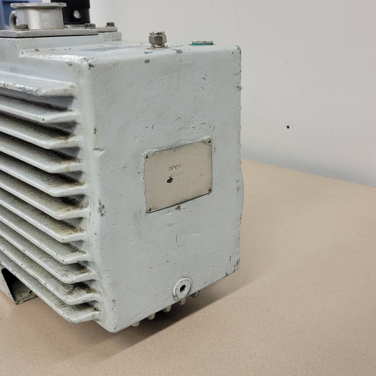 Leybold D90A Rotary Vane Vacuum Pump Dual Stage 3 Phase 3HP ISO KF40 NW40