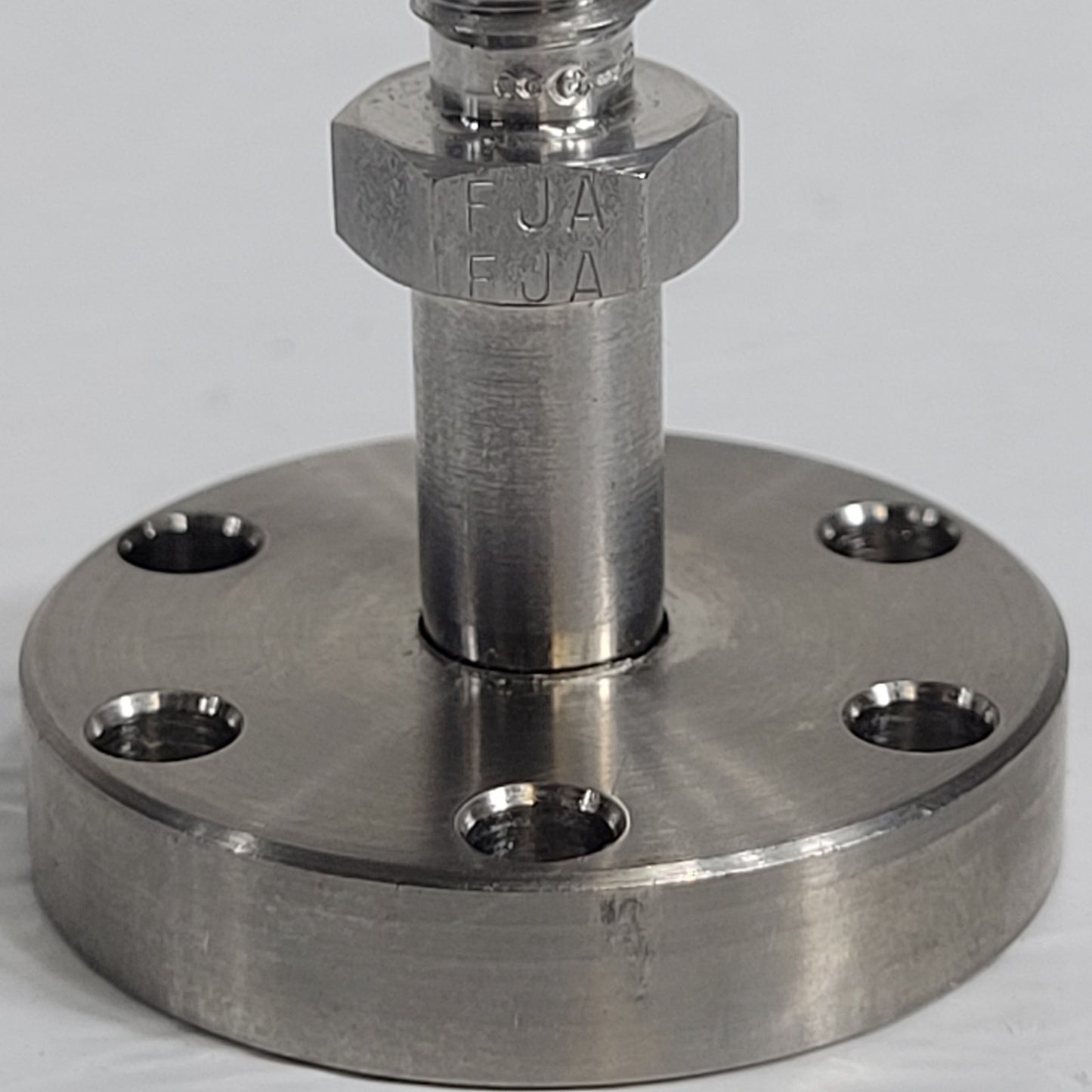 MDC MFG 1.33" CF DN16CF Conflat 1/4" Swagelok Stainless Steel For High Vacuum