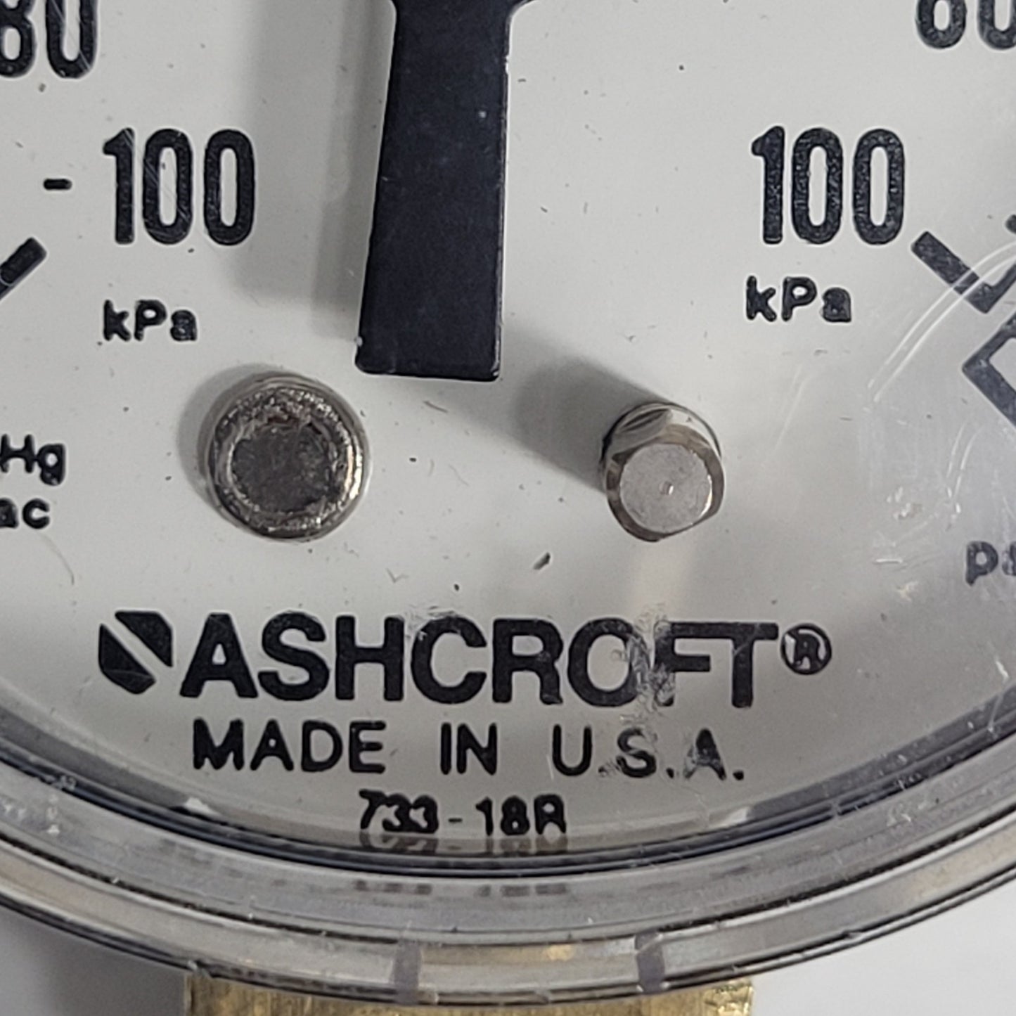Ashcroft 733-18R Compound Pressure Gauge 30inHg - 15psi (-100kPa To 100kPa) Male