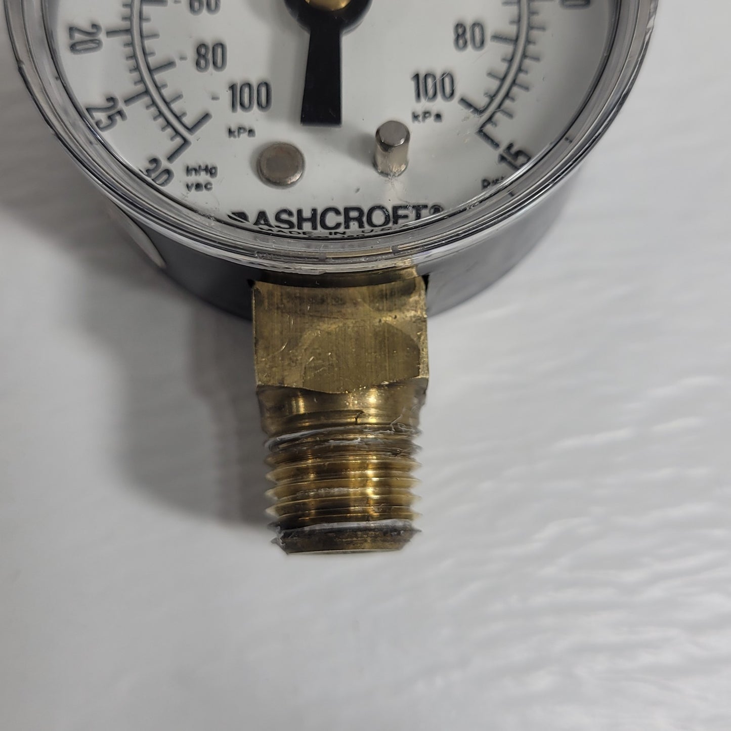 Ashcroft 733-18R Compound Pressure Gauge 30inHg - 15psi (-100kPa To 100kPa) Male