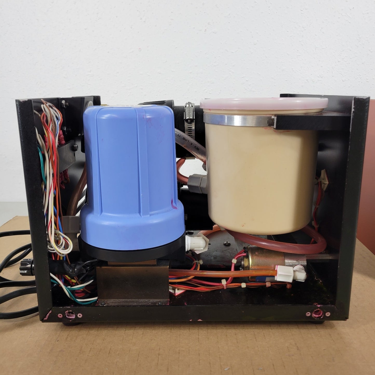 TESTED WORKING Coherent 5920 Dye Circulator Jet and Pump Loops 1 Quart Tank
