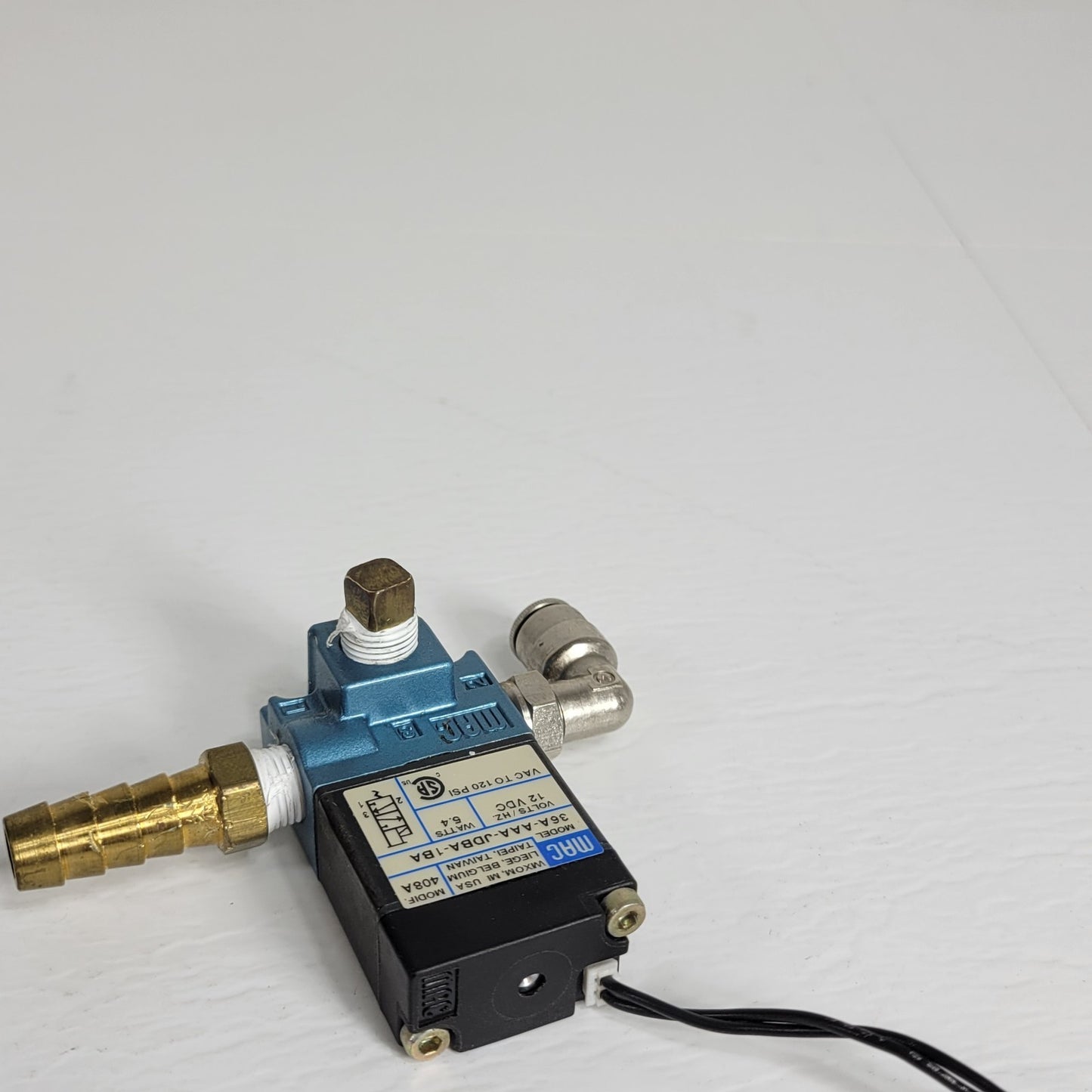 MAC 36A 3 Way Poppet Valve 36A-AAA-JDBA-1BA Soleniod Valve 1/8" NPT