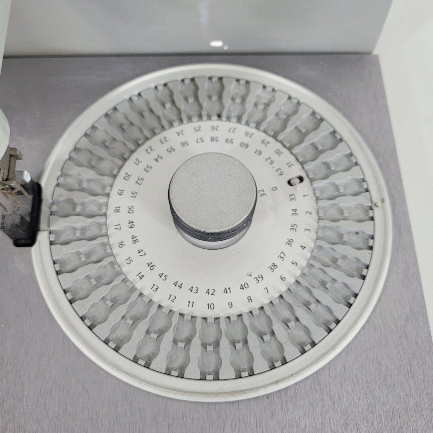 Netzsch TH-209-F1 Iris Thermogravimetric Analyzer TGA w Automatic Sample Changer