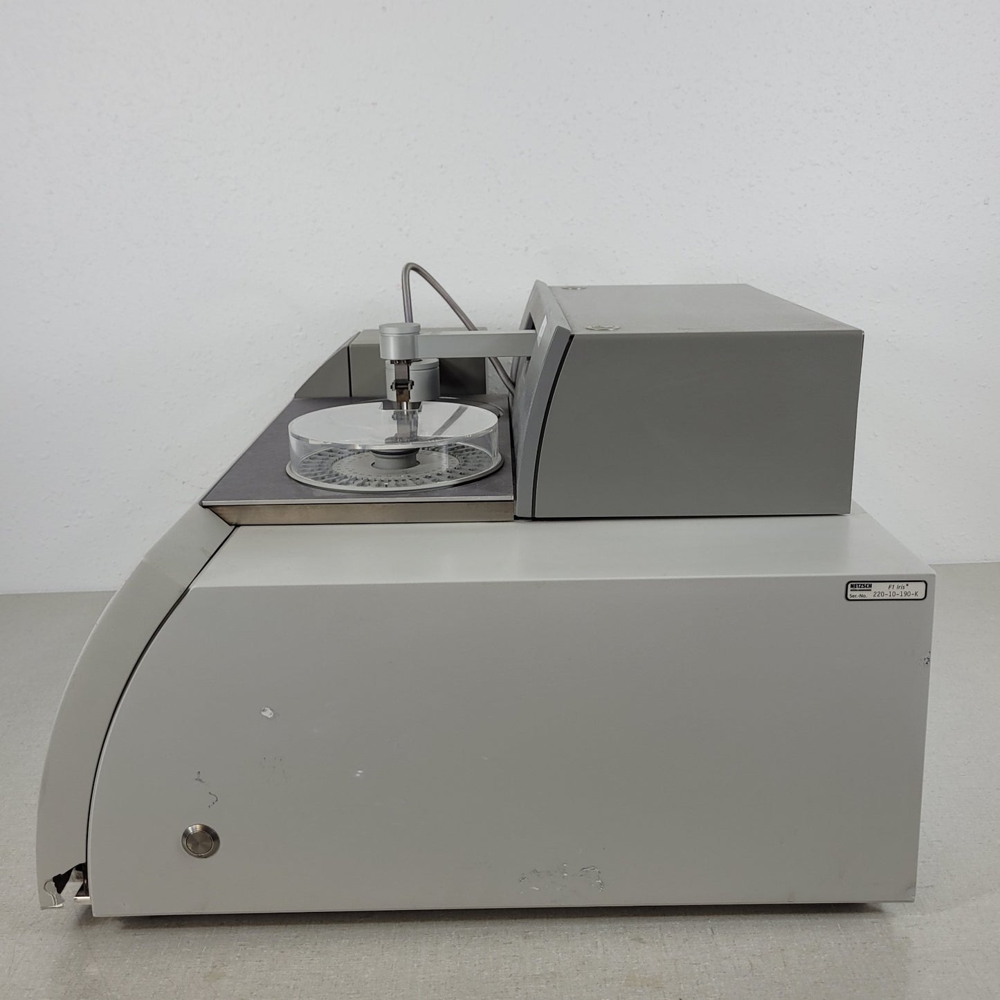 Netzsch TH-209-F1 Iris Thermogravimetric Analyzer TGA w Automatic Sample Changer