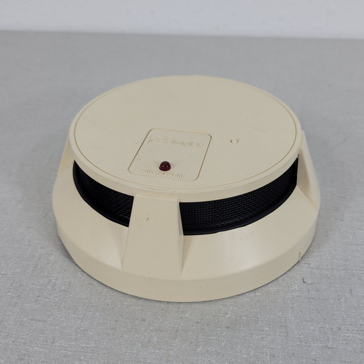 Simplex 4259-35 Photoelectric Smoke Detector Input Voltage 10-30 VDC Or FWR