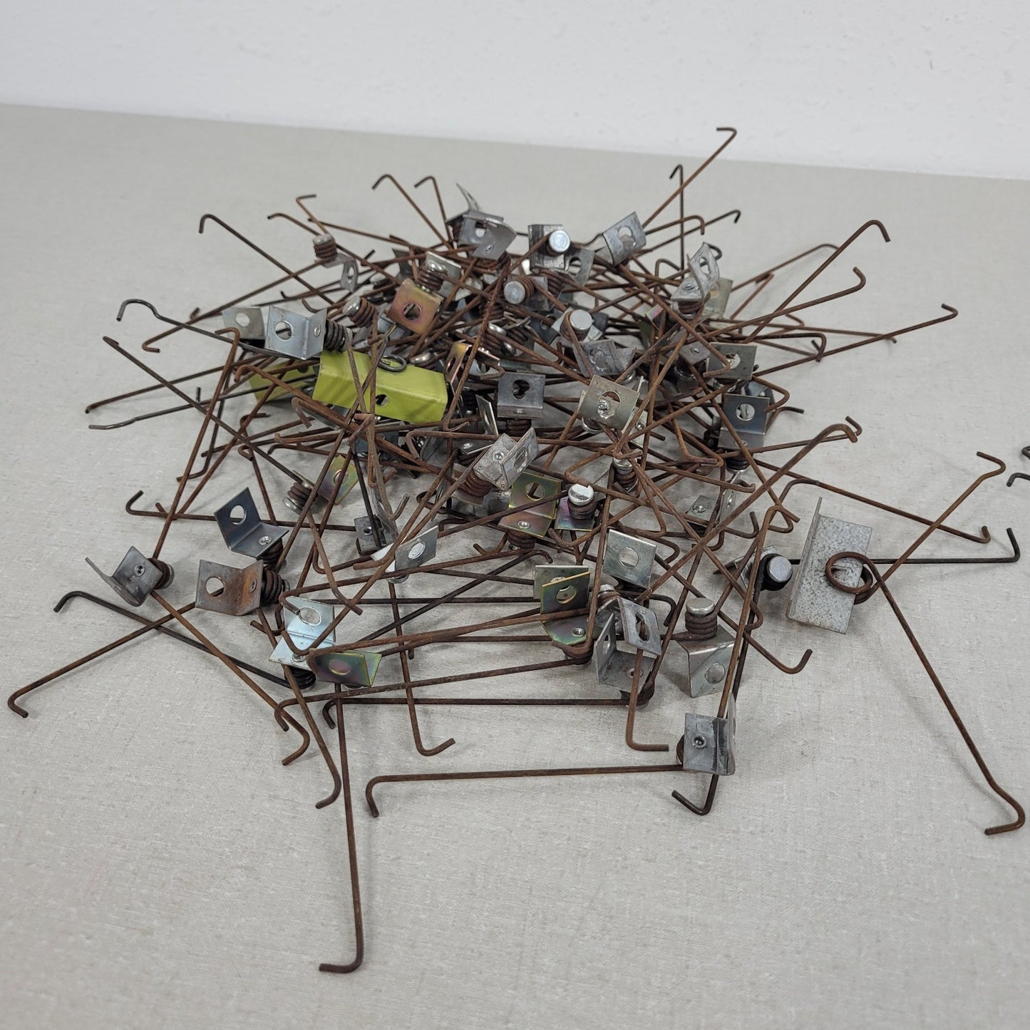 Lot 90 Of Speaker Hangers For Mounting Ceiling Speaker 8" Speakers