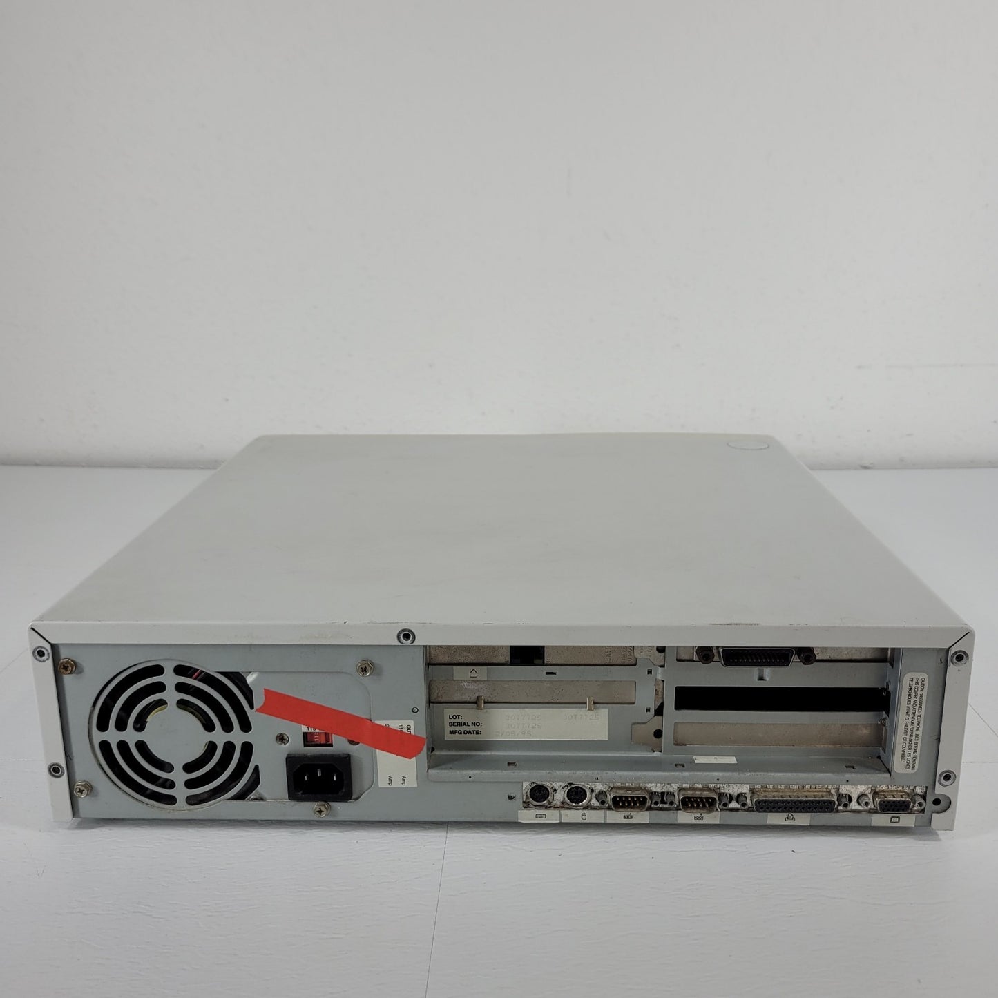Gateway2000 4DX2-50 Personal Computer Intel Inside w/ 3 ISA and 2 PCI Slots PC