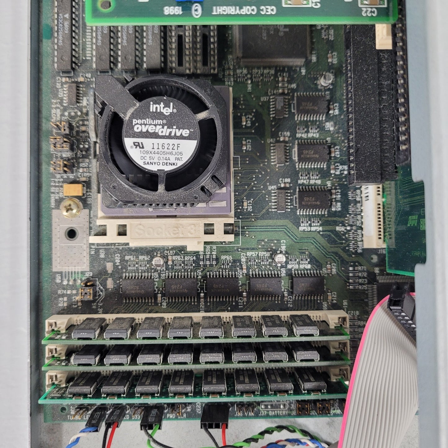 Gateway2000 4DX2-50 Personal Computer Intel Inside w/ 3 ISA and 2 PCI Slots PC